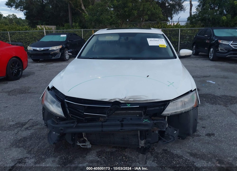 2017 VOLKSWAGEN JETTA 1.4T SE VIN: 3VWDB7AJ0HM250369