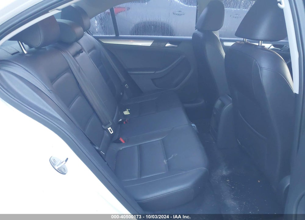 2017 VOLKSWAGEN JETTA 1.4T SE VIN: 3VWDB7AJ0HM250369