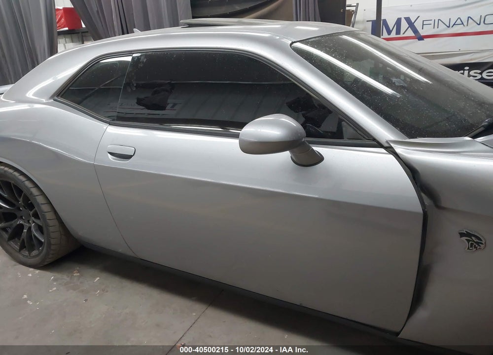 2016 DODGE CHALLENGER SRT HELLCAT VIN: 2C3CDZC93GH200350