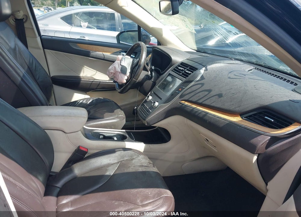 2016 LINCOLN MKC SELECT VIN: 5LMCJ2D98GUJ08697