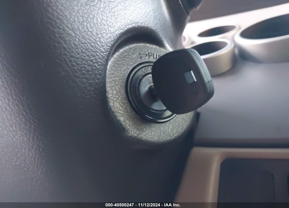 2011 TOYOTA TUNDRA GRADE 5.7L V8 VIN: 5TFEY5F18BX110770