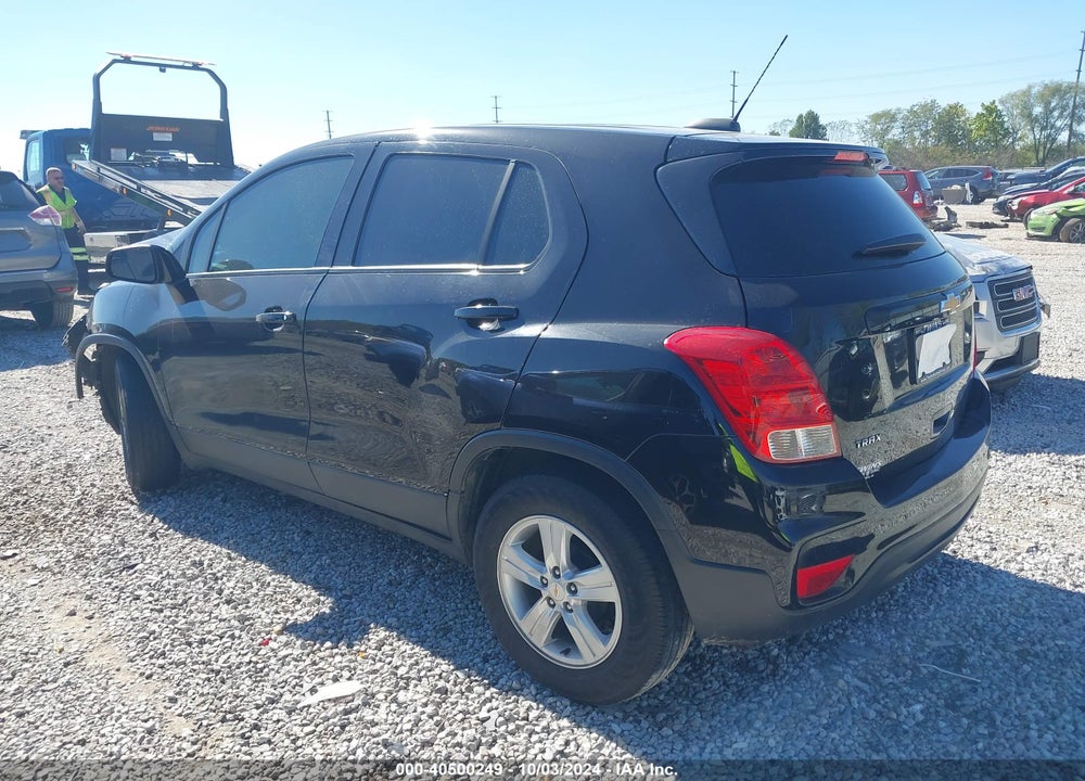 2020 CHEVROLET TRAX FWD LS VIN: KL7CJKSB6LB320613