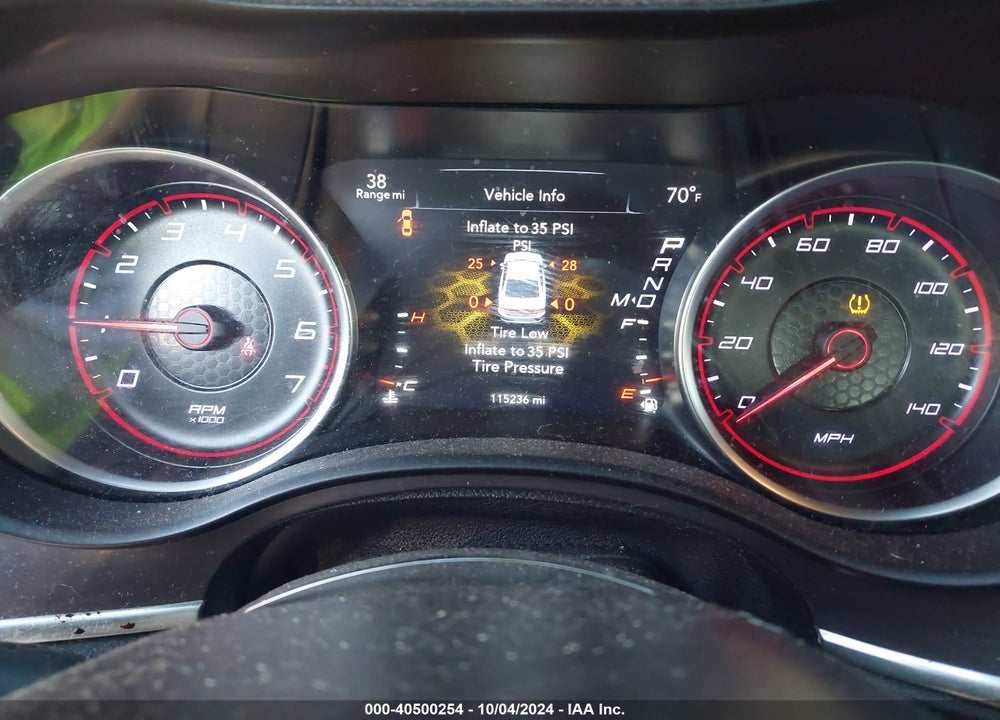 2017 DODGE CHARGER SE RWD VIN: 2C3CDXBG5HH623887