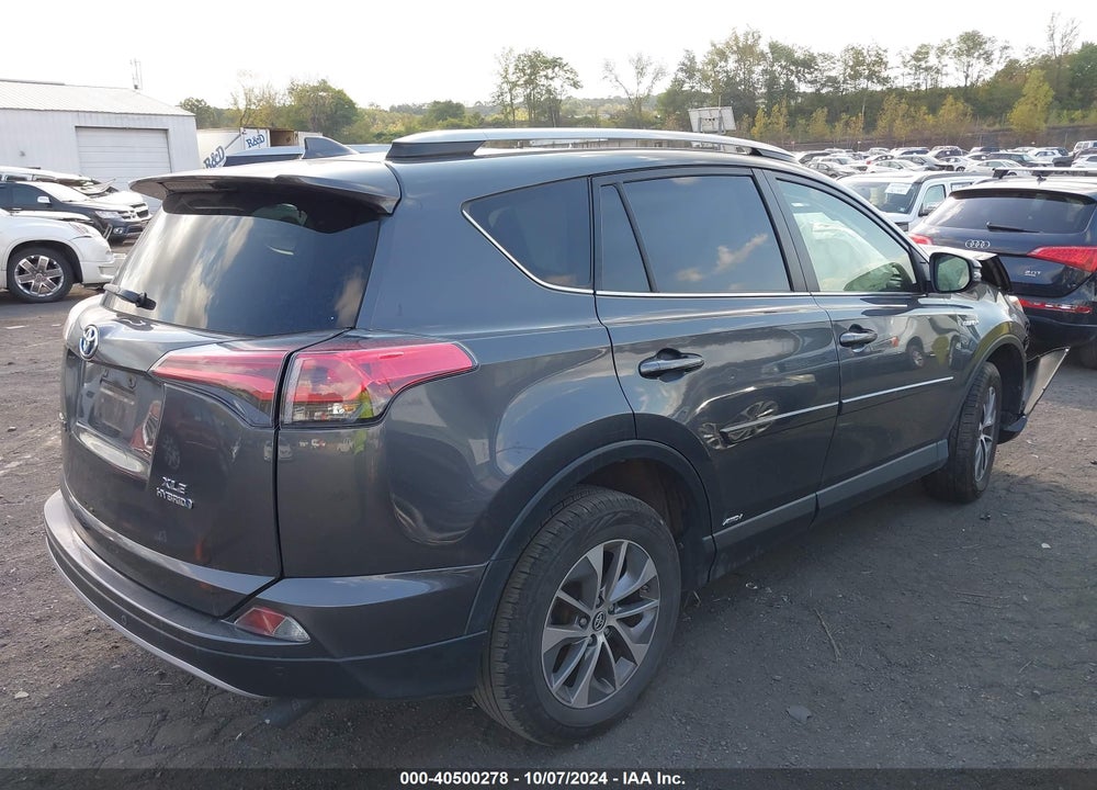 2017 TOYOTA RAV4 HYBRID XLE VIN: JTMRJREV6HD116269