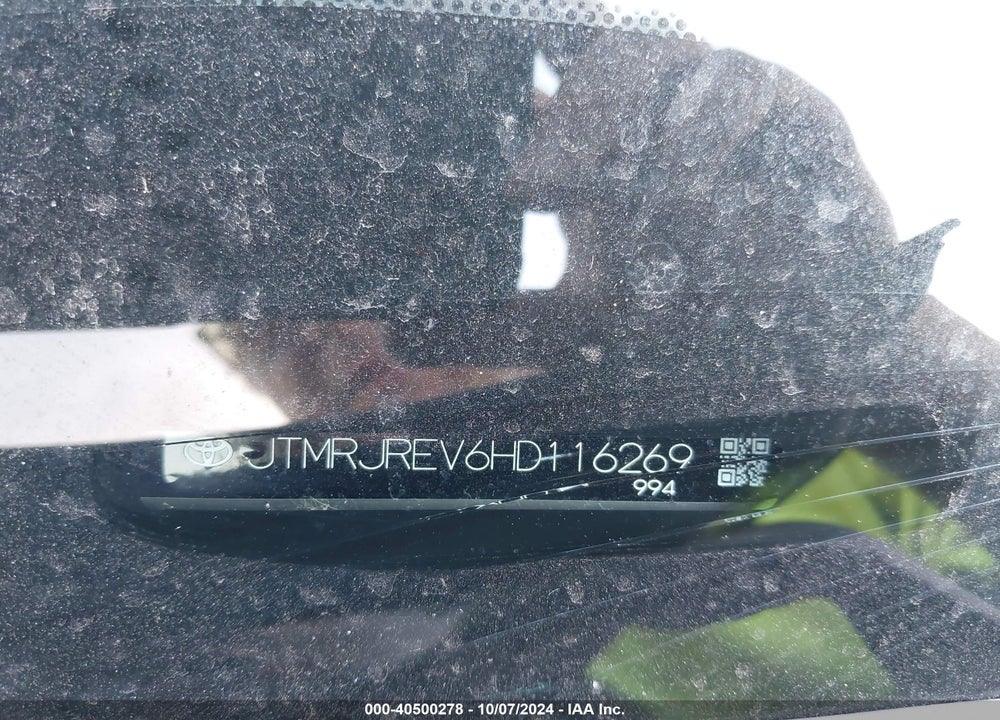 2017 TOYOTA RAV4 HYBRID XLE VIN: JTMRJREV6HD116269