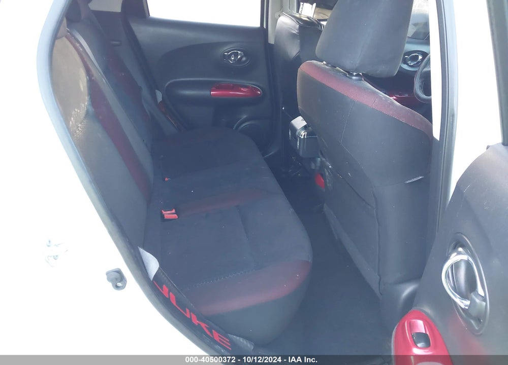 2015 NISSAN JUKE SV VIN: JN8AF5MR2FT508166