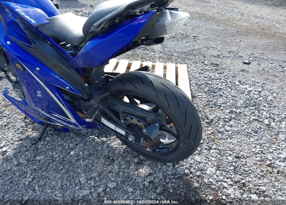 2009 YAMAHA FZ6 R VIN: JYARJ18E59A002954