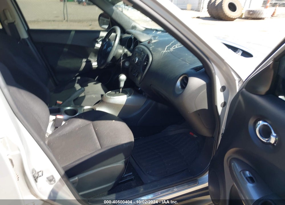2013 NISSAN JUKE S VIN: JN8AF5MR3DT223411