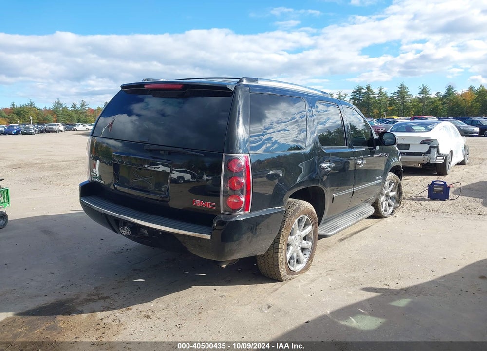 2011 GMC YUKON DENALI VIN: 1GKS2EEF0BR356142