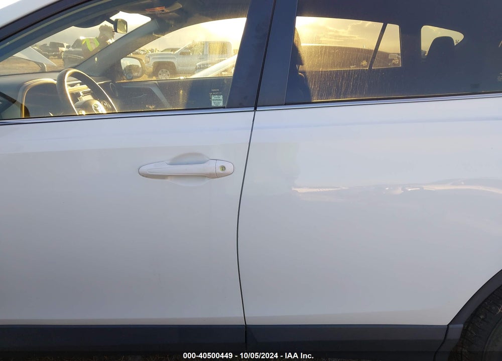 2017 TOYOTA RAV4 XLE VIN: JTMRFREV0HJ710133