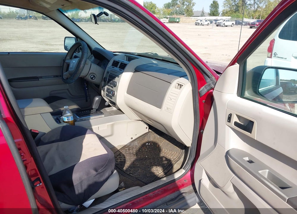 2008 FORD ESCAPE XLT VIN: 1FMCU93158KA16989