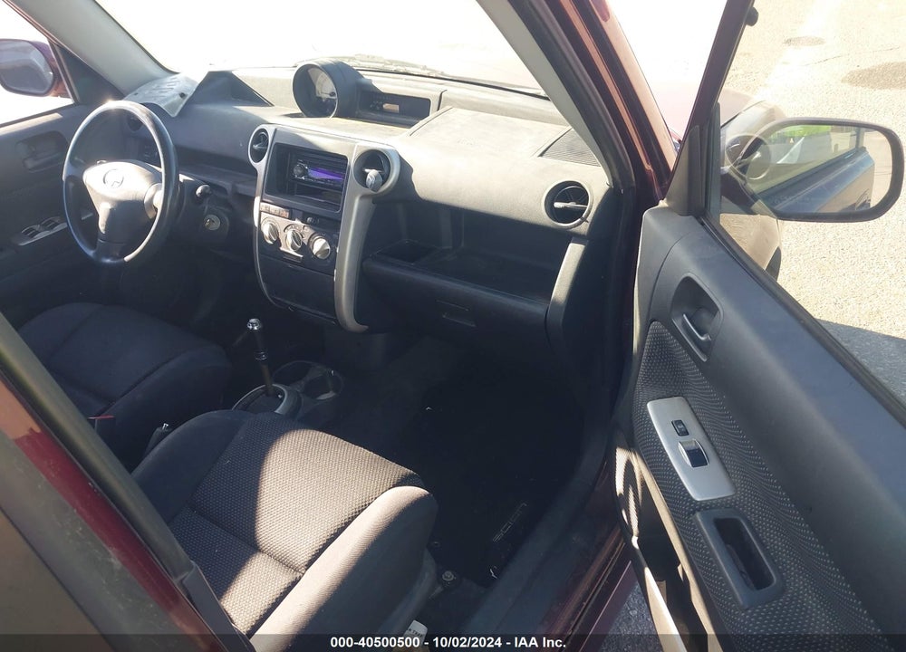 2005 SCION XB VIN: JTLKT324X50170377