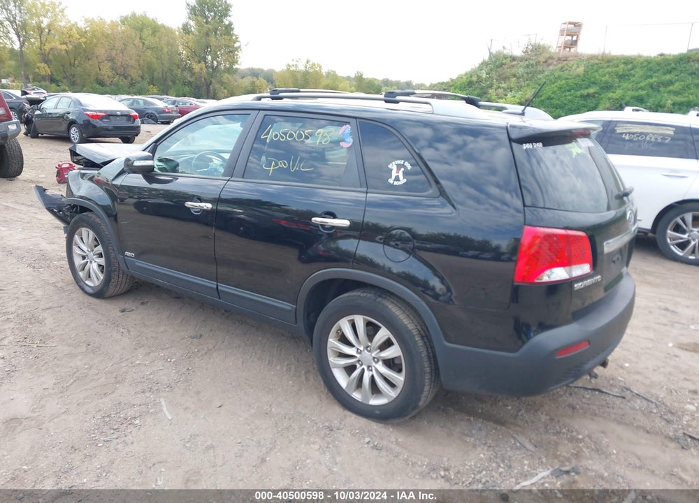 2011 KIA SORENTO EX V6 VIN: 5XYKUDA25BG179654