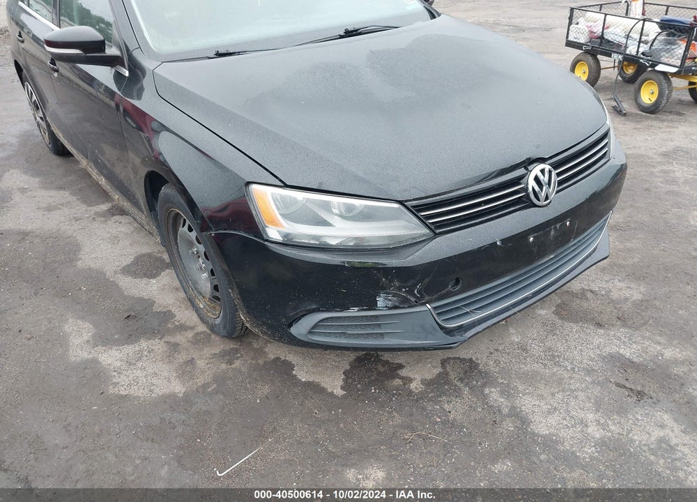 2013 VOLKSWAGEN JETTA 2.5L SE VIN: 3VWDP7AJ5DM393989