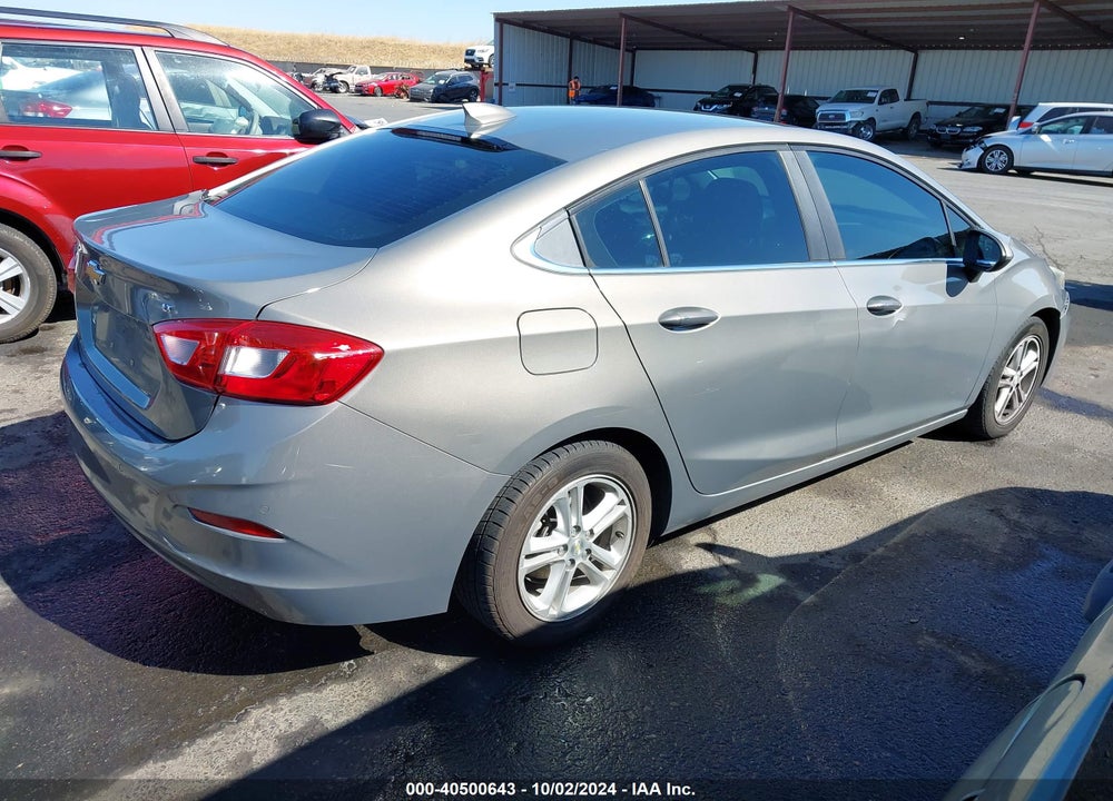 2018 CHEVROLET CRUZE LT AUTO VIN: 1G1BE5SM7J7130625