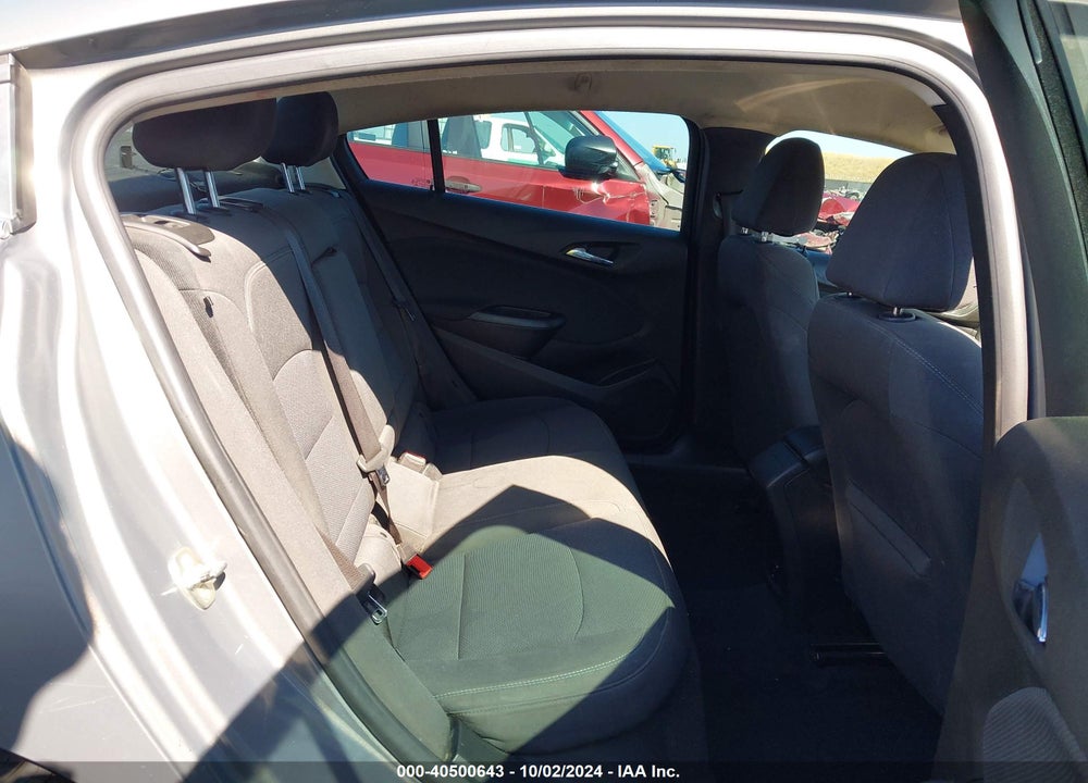 2018 CHEVROLET CRUZE LT AUTO VIN: 1G1BE5SM7J7130625