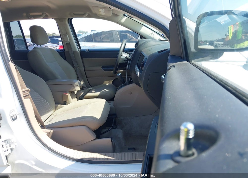 2014 JEEP COMPASS SPORT VIN: 1C4NJCBA6ED818164