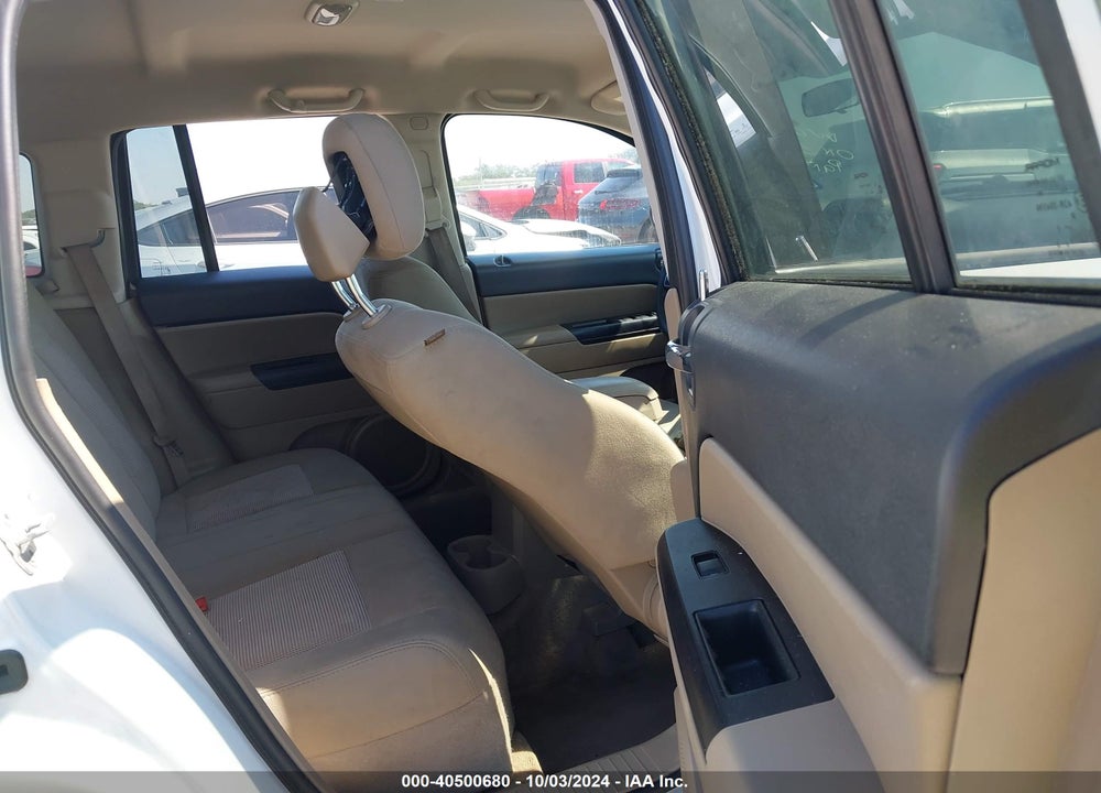 2014 JEEP COMPASS SPORT VIN: 1C4NJCBA6ED818164
