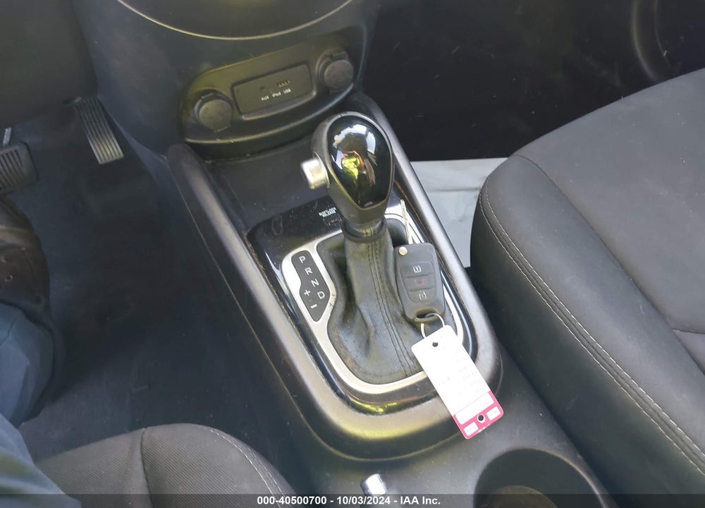 2013 KIA SOUL VIN: KNDJT2A64D7633477