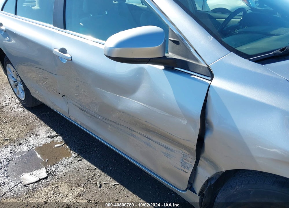2017 TOYOTA CAMRY LE VIN: 4T1BF1FK7HU805807
