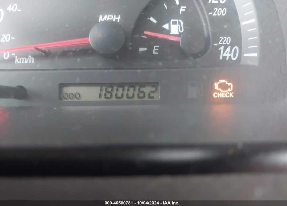 2004 TOYOTA CAMRY LE VIN: 4T1BE32K04U293211