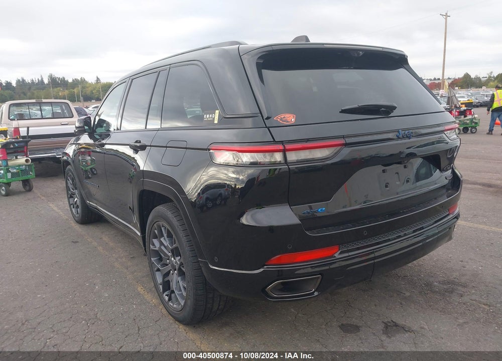 2023 JEEP GRAND CHEROKEE 4XE SUMMIT VIN: 1C4RJYE63PC651213