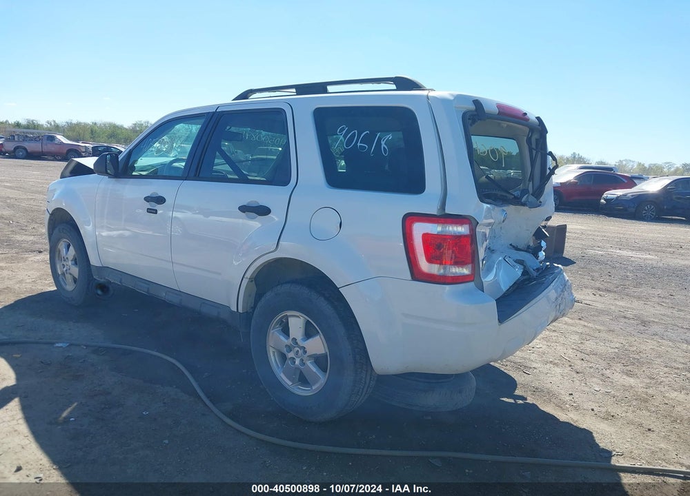 2010 FORD ESCAPE XLT VIN: 1FMCU0D77AKC90618