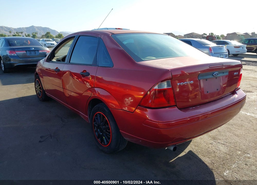 2005 FORD FOCUS ZX4 VIN: 1FAFP34N75W293399