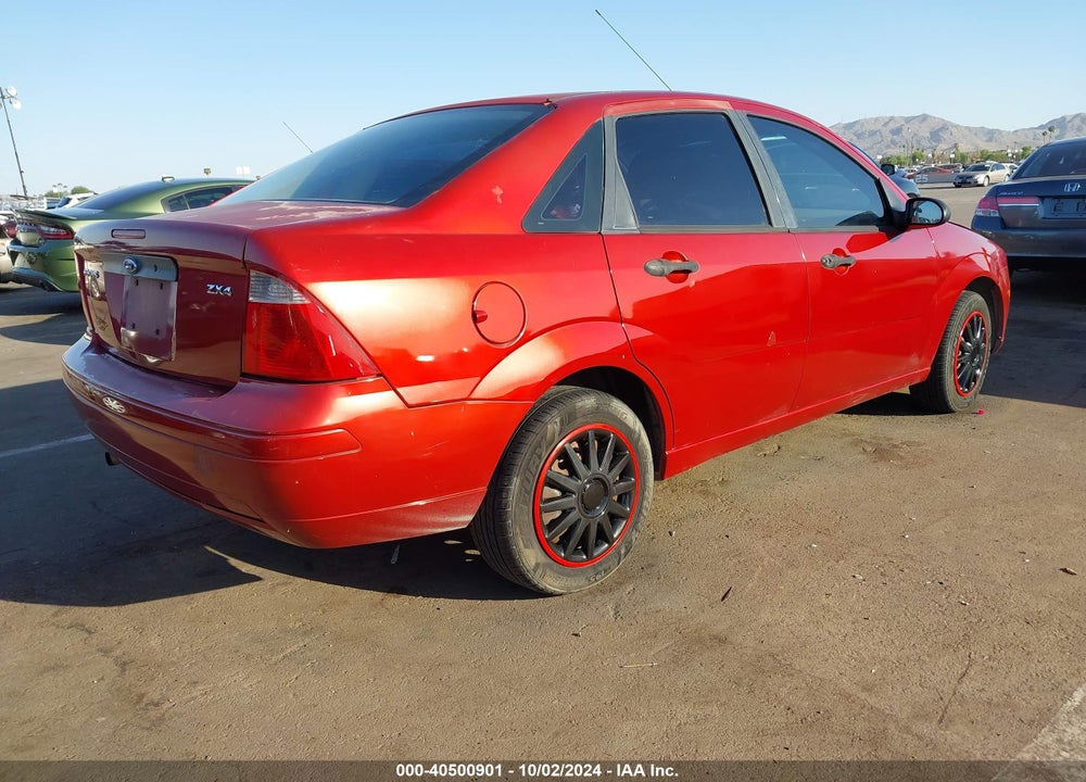 2005 FORD FOCUS ZX4 VIN: 1FAFP34N75W293399