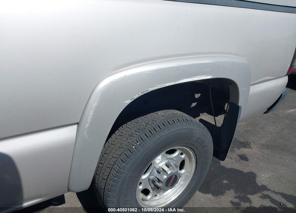 2004 GMC SIERRA 2500HD SLT VIN: 1GTHC23G44F199782