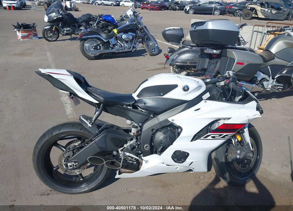 2019 YAMAHA YZFR6 VIN: JYARJ28E7KA004572