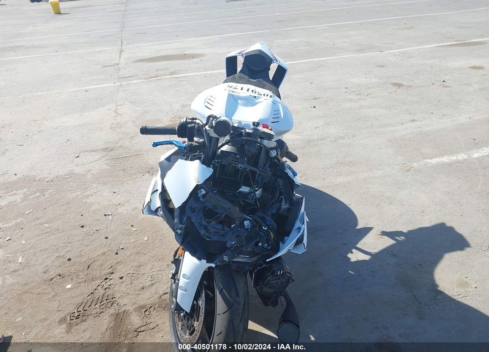 2019 YAMAHA YZFR6 VIN: JYARJ28E7KA004572