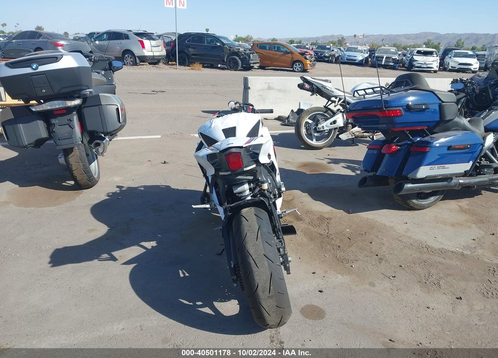 2019 YAMAHA YZFR6 VIN: JYARJ28E7KA004572