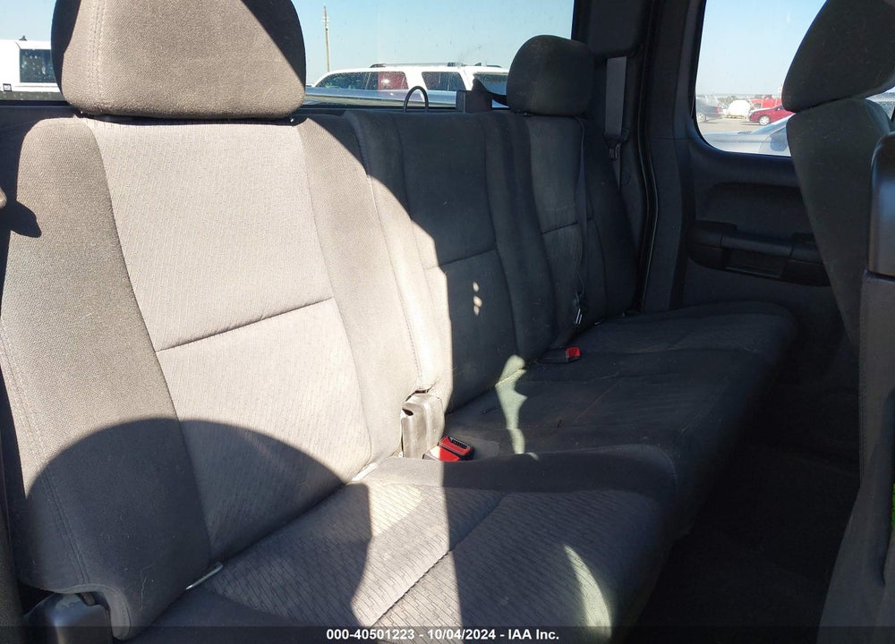 2013 CHEVROLET SILVERADO 1500 LT VIN: 1GCRCSE04DZ157115