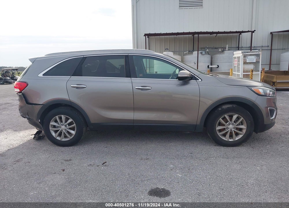 2016 KIA SORENTO 2.4L LX VIN: 5XYPG4A38GG144393