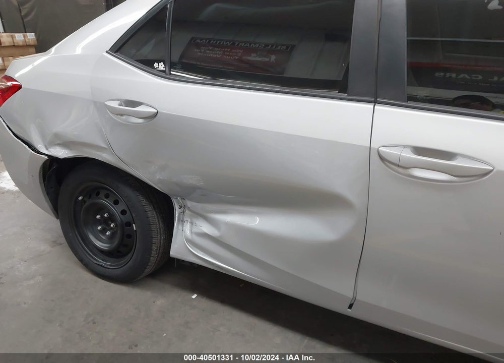 2018 TOYOTA COROLLA LE VIN: 2T1BURHE6JC082860