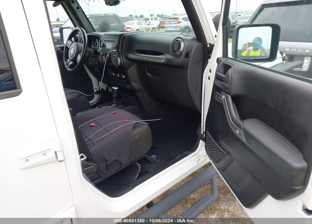 2015 JEEP WRANGLER UNLIMITED SPORT VIN: 1C4BJWDGXFL637792