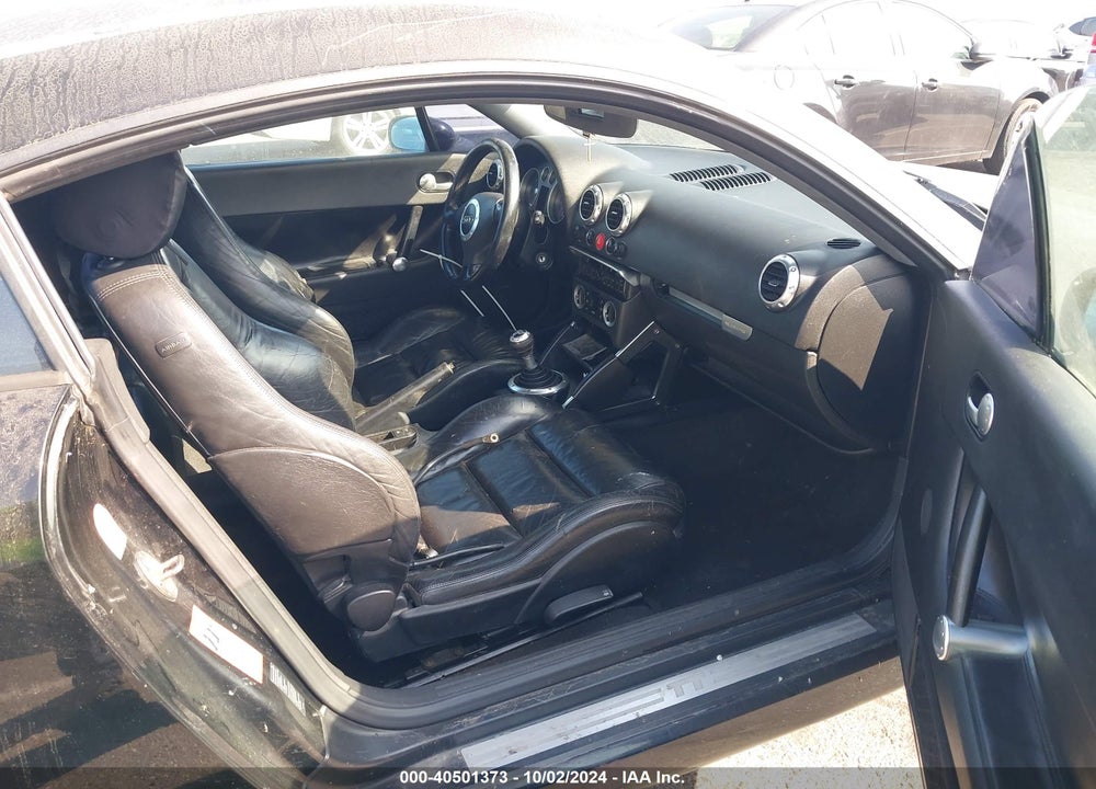 2001 AUDI TT VIN: TRUWX28N811017048