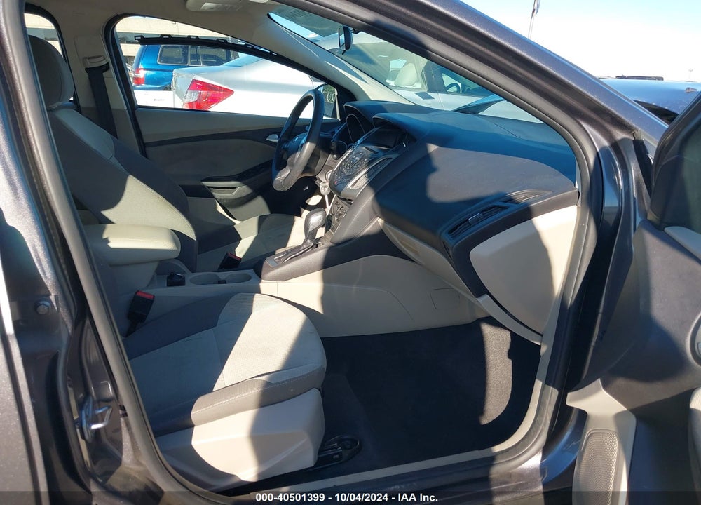 2014 FORD FOCUS SE VIN: 1FADP3K25EL317328