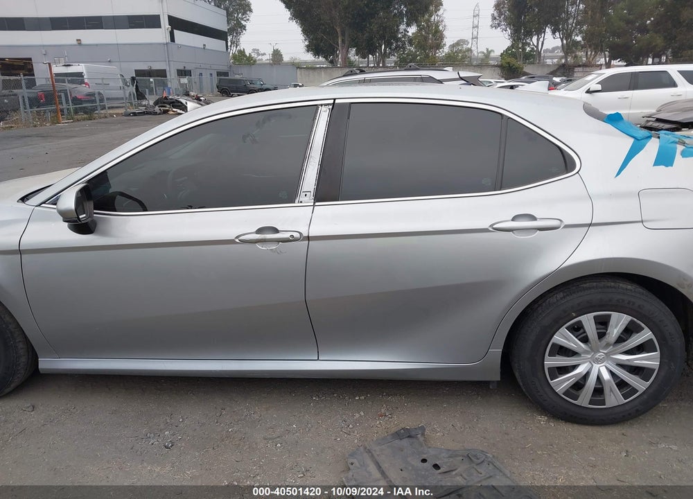 2020 TOYOTA CAMRY LE HYBRID VIN: 4T1C31AK1LU518427