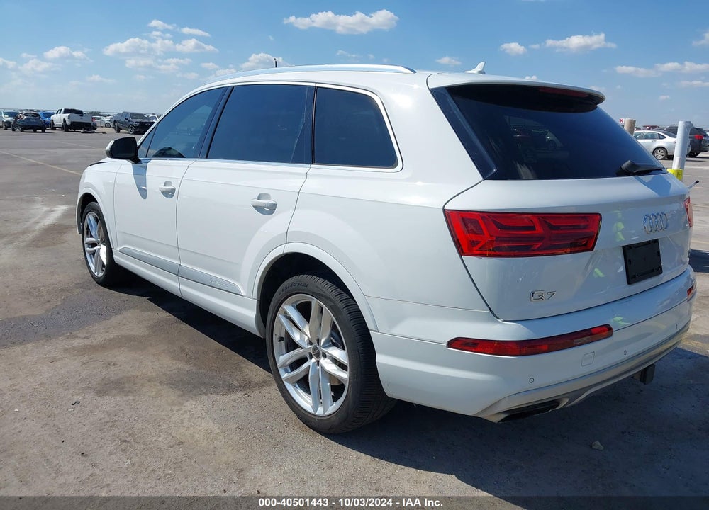 2018 AUDI Q7 3.0T PREMIUM VIN: WA1VAAF72JD023278