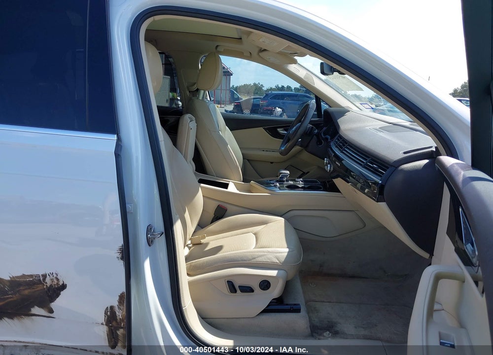 2018 AUDI Q7 3.0T PREMIUM VIN: WA1VAAF72JD023278