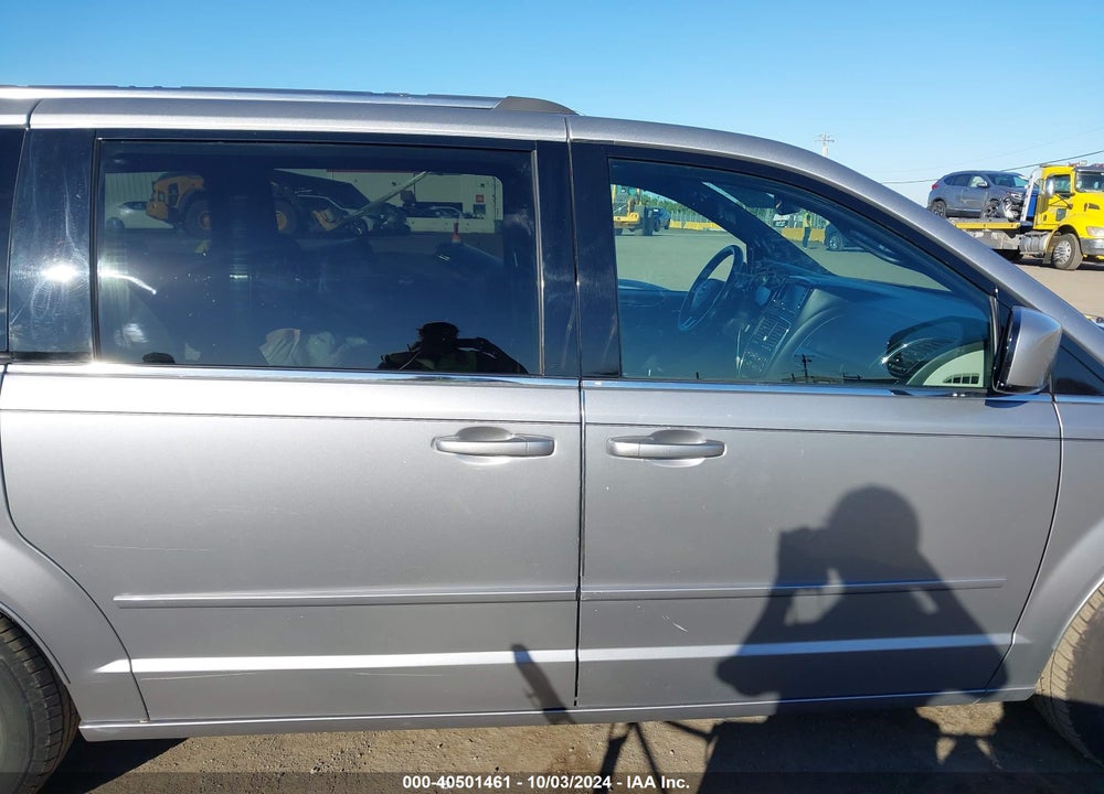 2017 DODGE GRAND CARAVAN SXT VIN: 2C4RDGCG9HR825548