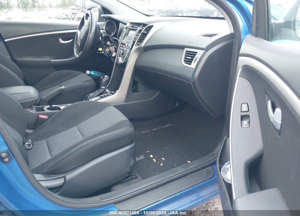 2017 HYUNDAI ELANTRA GT VIN: KMHD35LH1HU385320