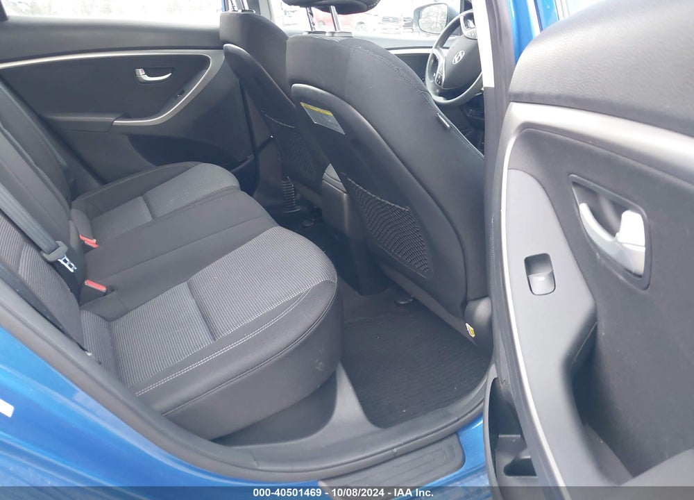 2017 HYUNDAI ELANTRA GT VIN: KMHD35LH1HU385320