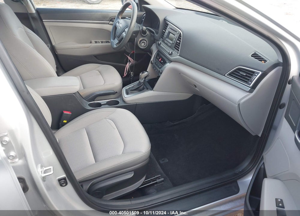 2017 HYUNDAI ELANTRA SE VIN: KMHD74LF5HU374317