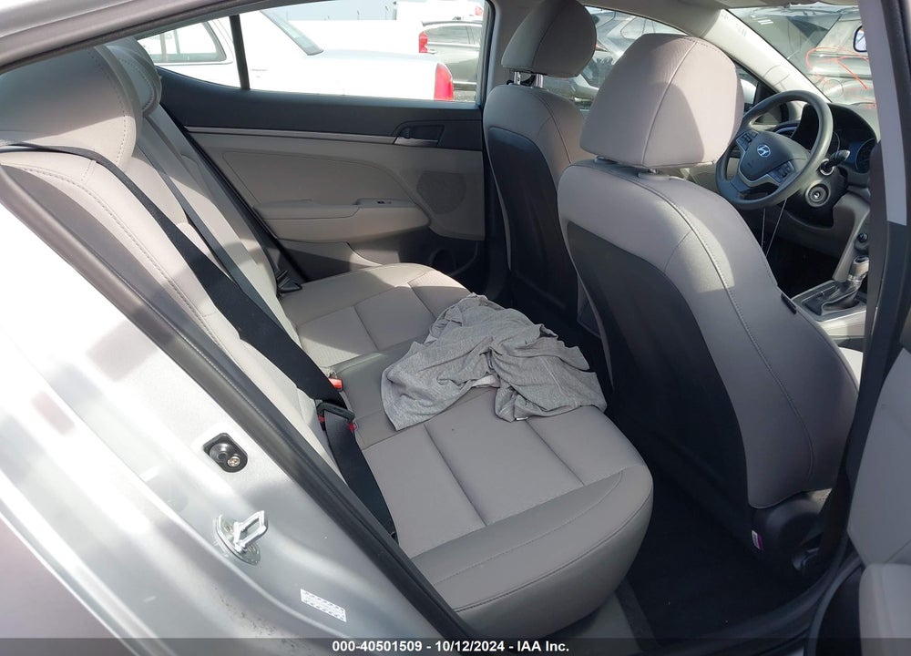 2017 HYUNDAI ELANTRA SE VIN: KMHD74LF5HU374317