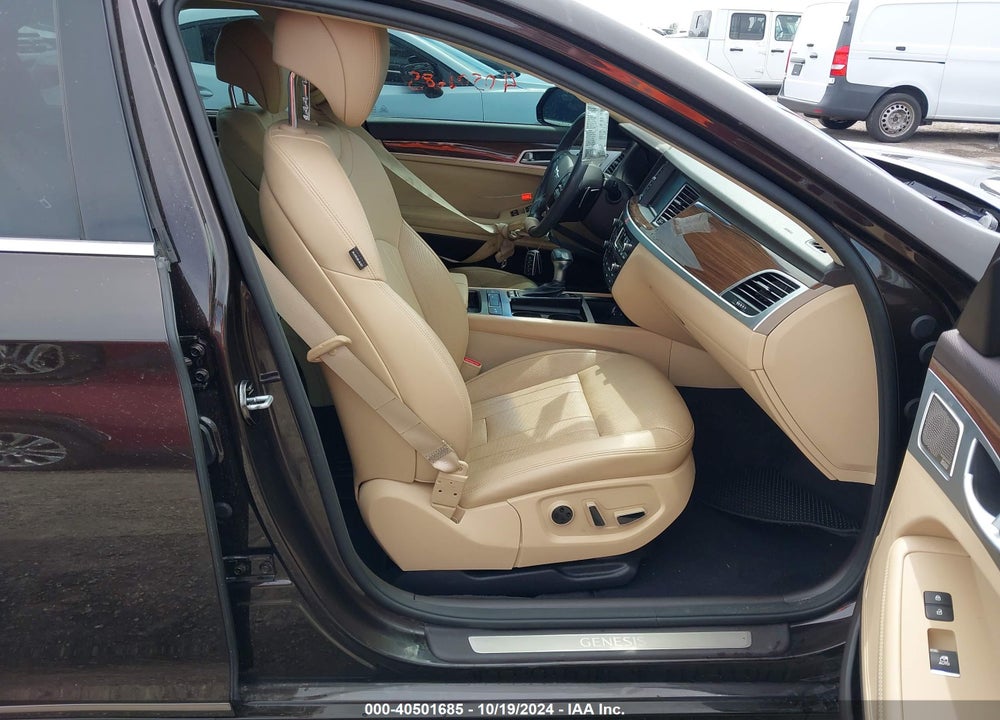 2018 GENESIS G80 3.8 VIN: KMHGN4JE7JU284735