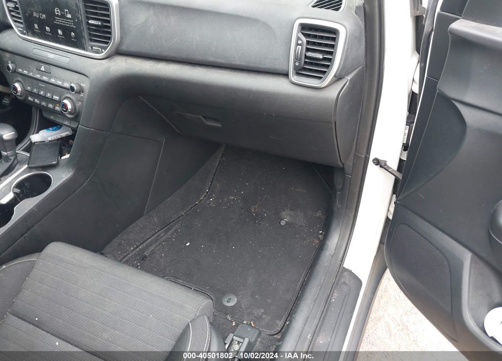 2020 KIA SPORTAGE LX VIN: KNDPMCAC4L7632573