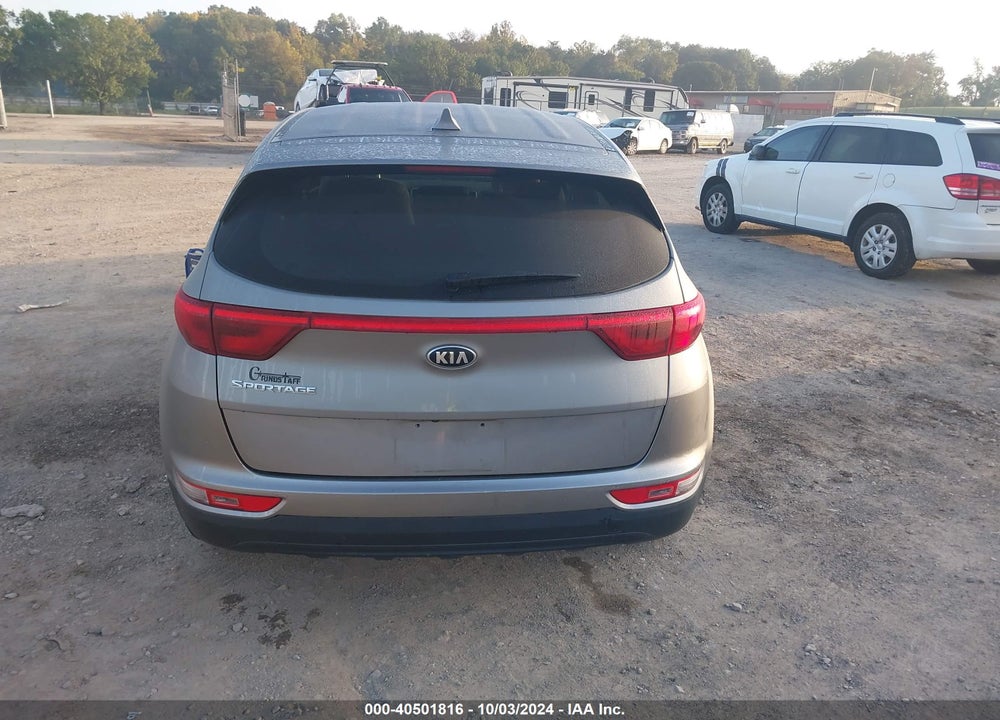 2019 KIA SPORTAGE LX VIN: KNDPMCAC2K7609453
